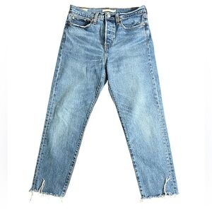Levi’s Wedgie